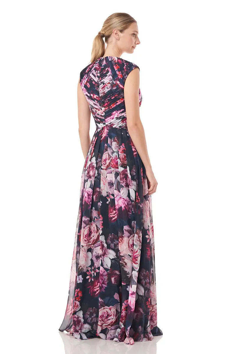 Chiffon V-Neck A-Line Pleated Evening Gown 2