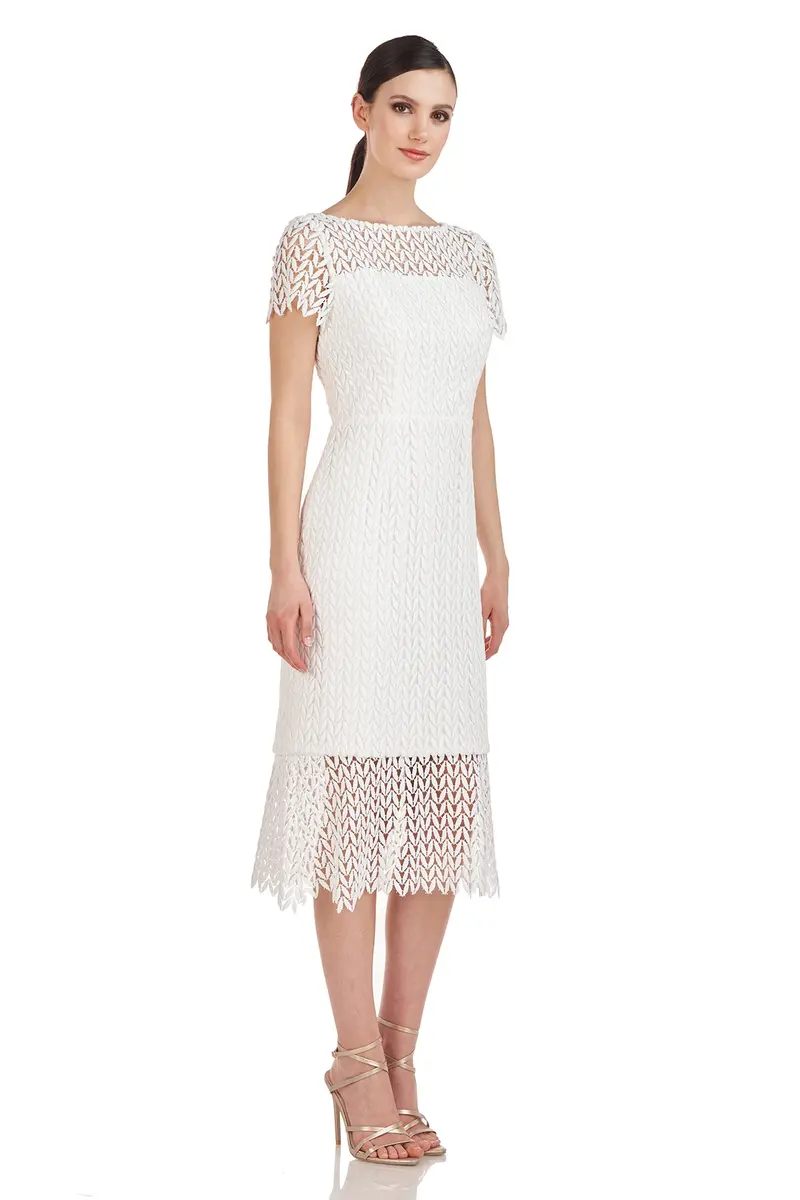 Elegant Bateau-Neck Tatum Lace Dress